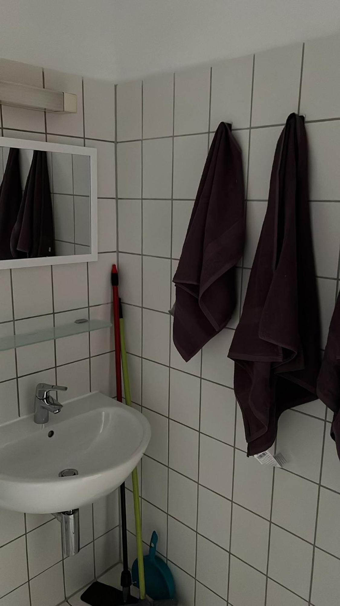 Guenstige Zimmer Im Herzen Von Kreyenbrueck Apartment Olsztyn Bagian luar foto