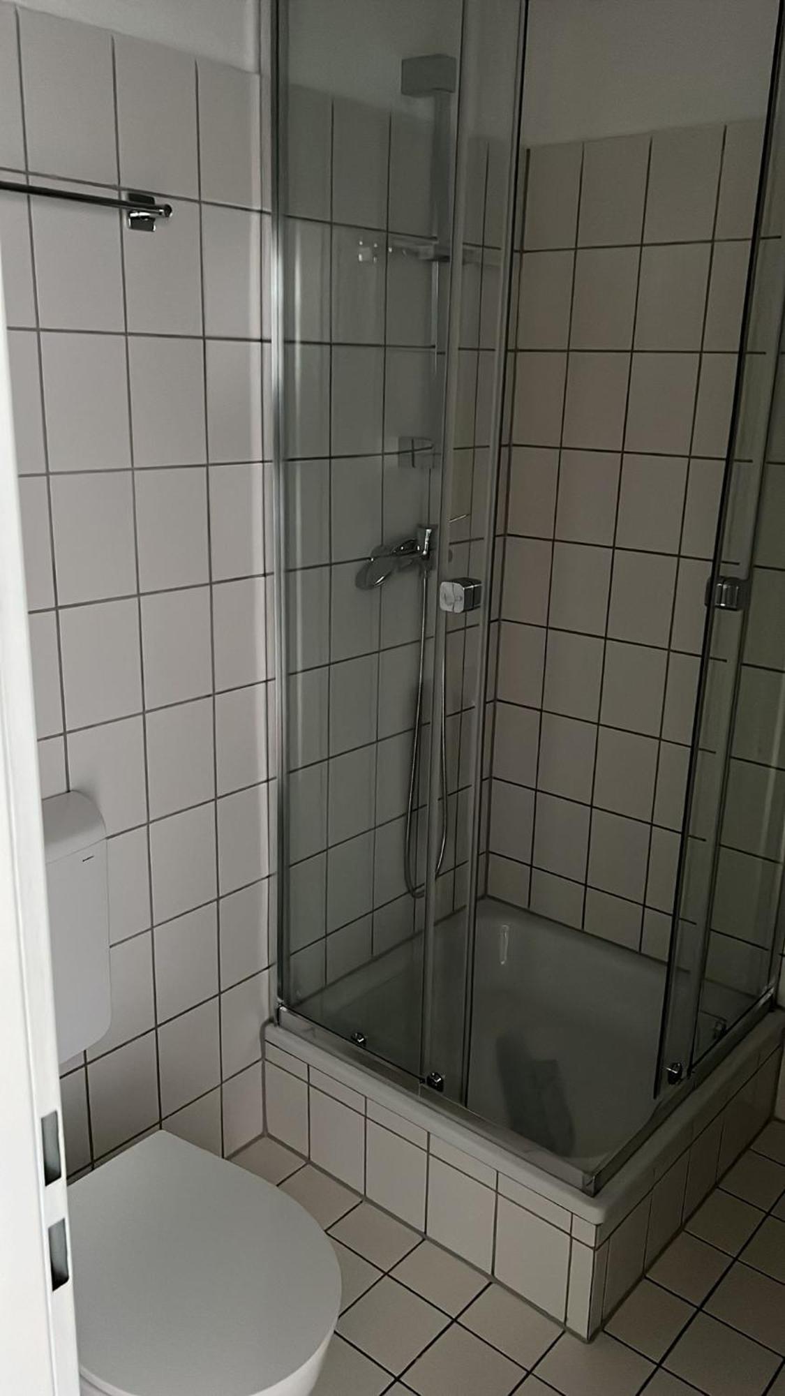 Guenstige Zimmer Im Herzen Von Kreyenbrueck Apartment Olsztyn Bagian luar foto