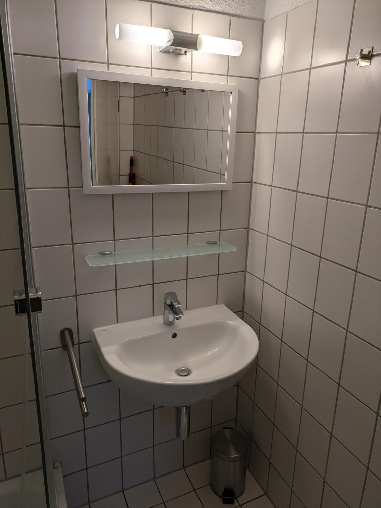 Guenstige Zimmer Im Herzen Von Kreyenbrueck Apartment Olsztyn Bagian luar foto