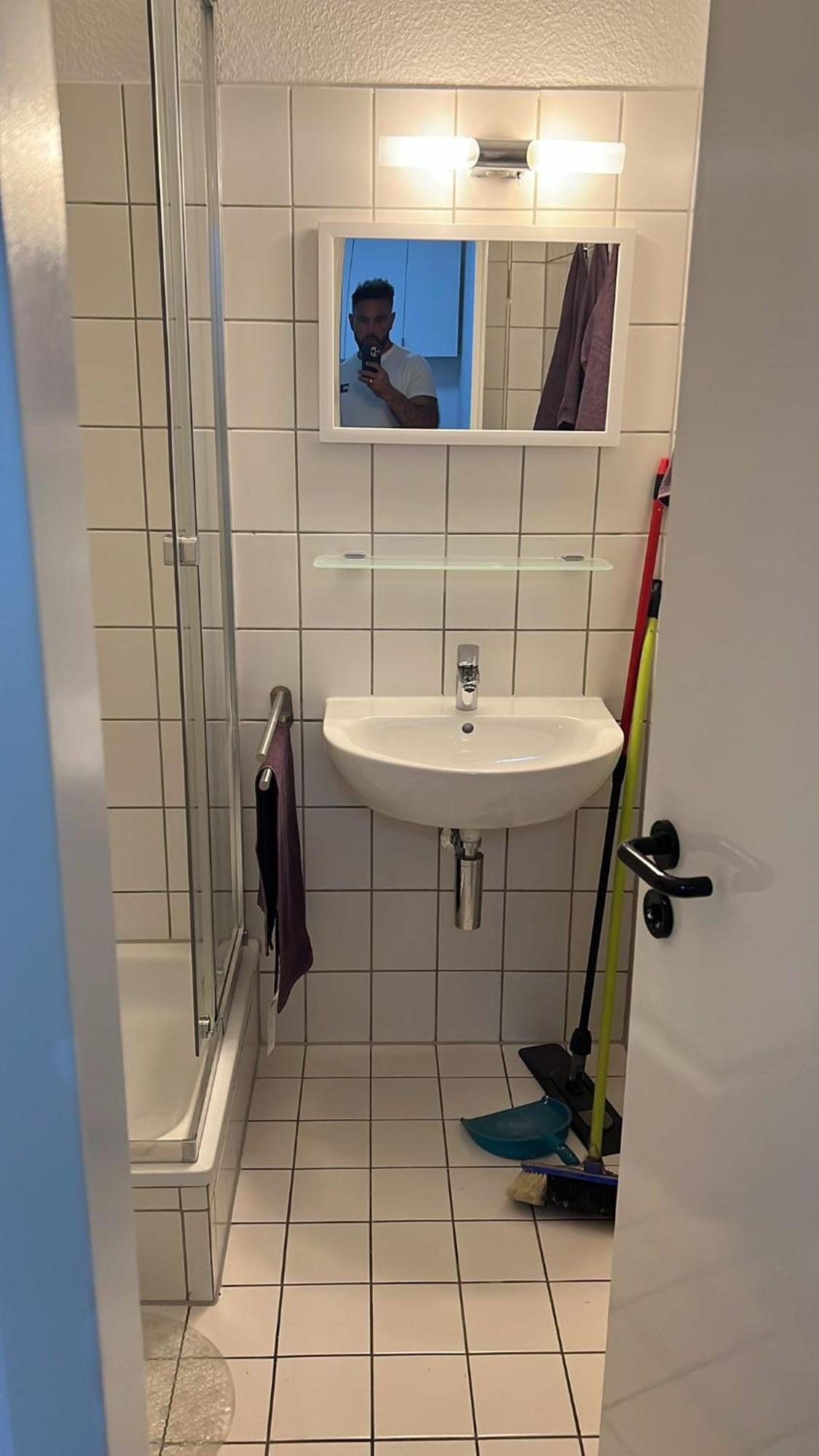 Guenstige Zimmer Im Herzen Von Kreyenbrueck Apartment Olsztyn Bagian luar foto