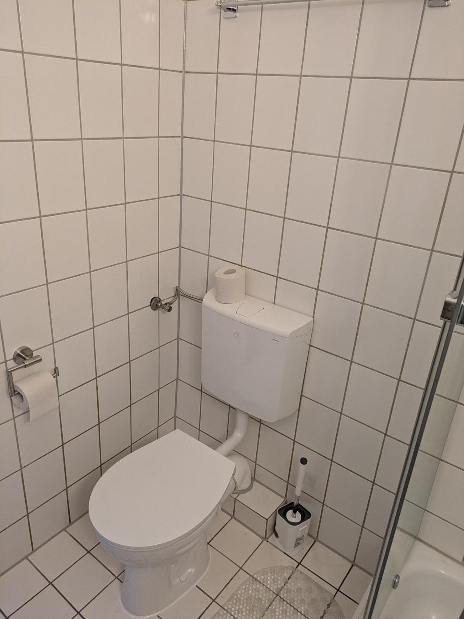 Guenstige Zimmer Im Herzen Von Kreyenbrueck Apartment Olsztyn Bagian luar foto