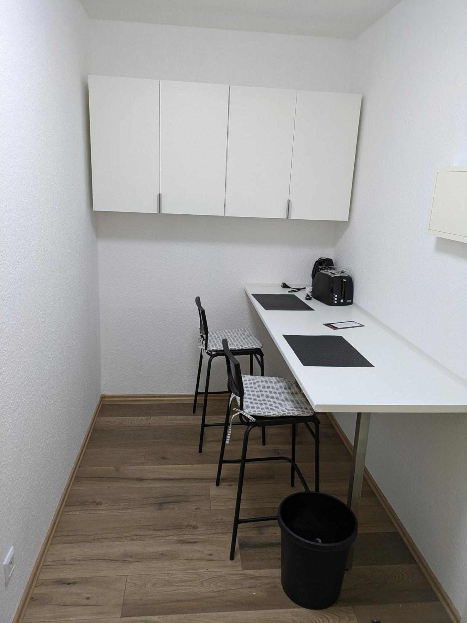 Guenstige Zimmer Im Herzen Von Kreyenbrueck Apartment Olsztyn Bagian luar foto