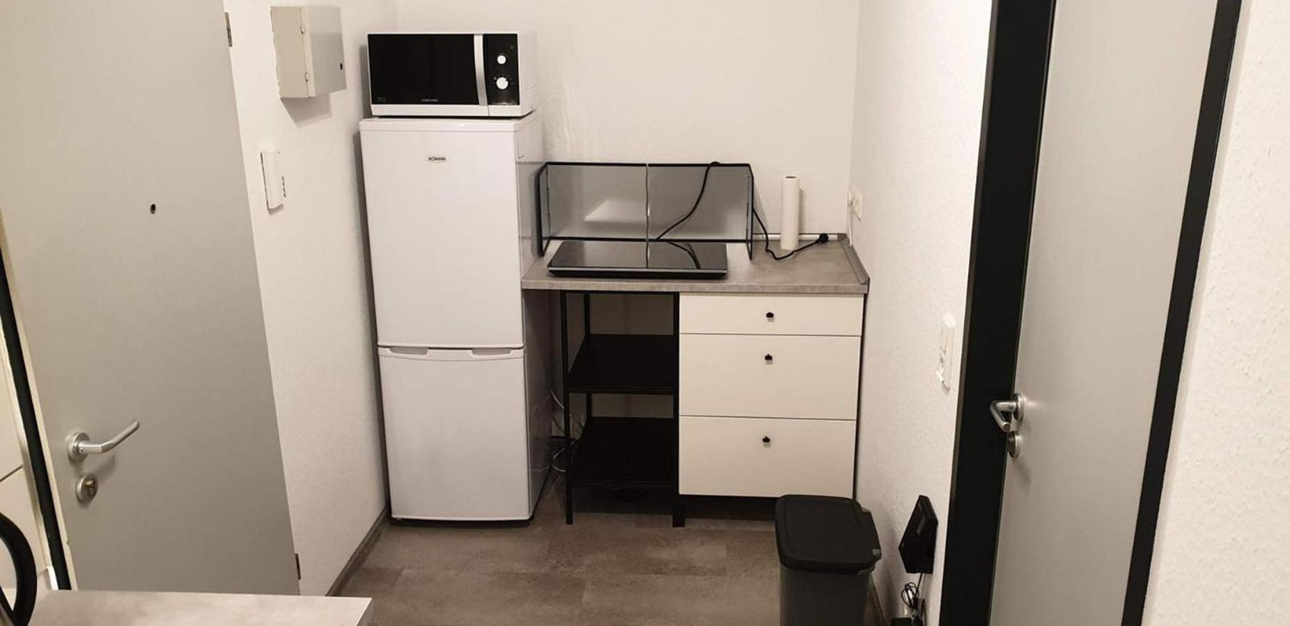 Guenstige Zimmer Im Herzen Von Kreyenbrueck Apartment Olsztyn Bagian luar foto